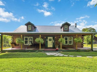 1575 Vaughn Ridge Road, London, KY 40741