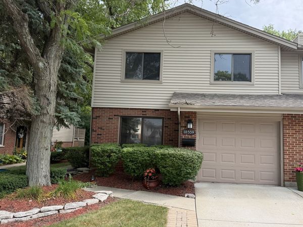 18559 Meadow Lane , Hazel Crest, IL 60429