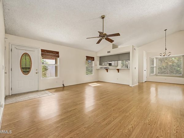 857 E MANOR Drive, Chandler, AZ 85225