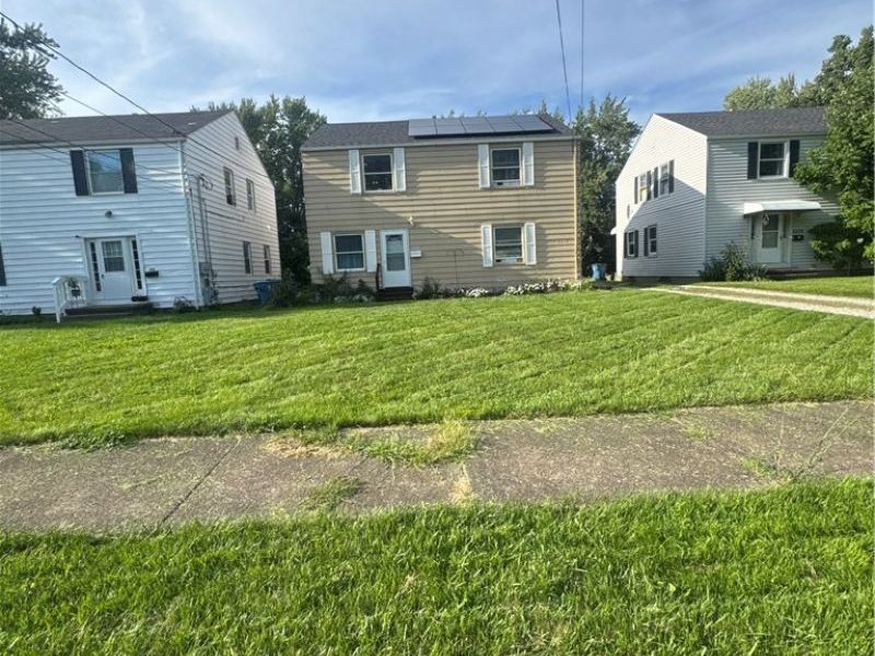 2331 Homewood Drive, Lorain, OH 44055 Photo 2