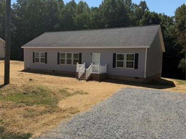5103 Center Road , Jonesville, NC 28624