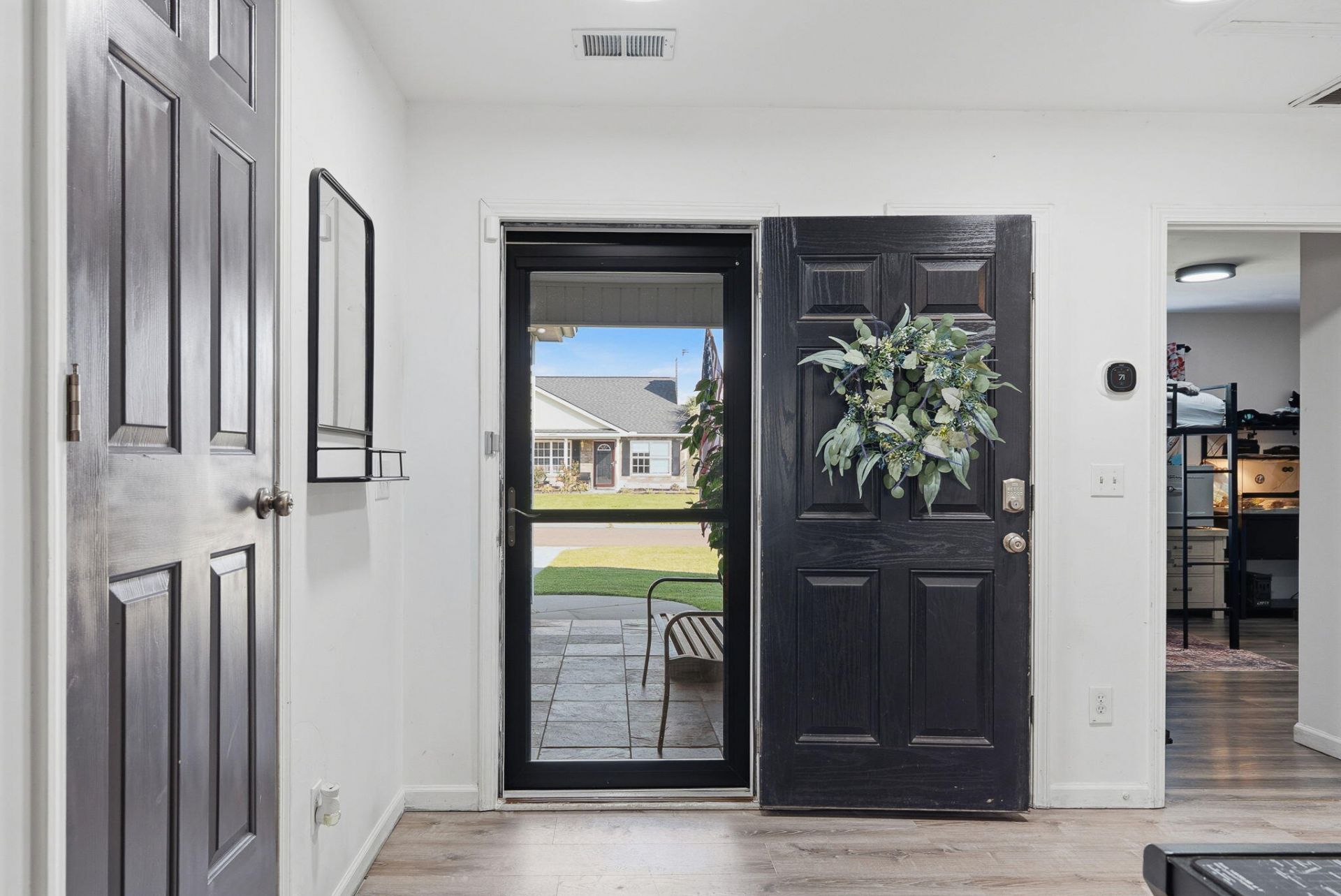 307 Springdale Court Photo 4