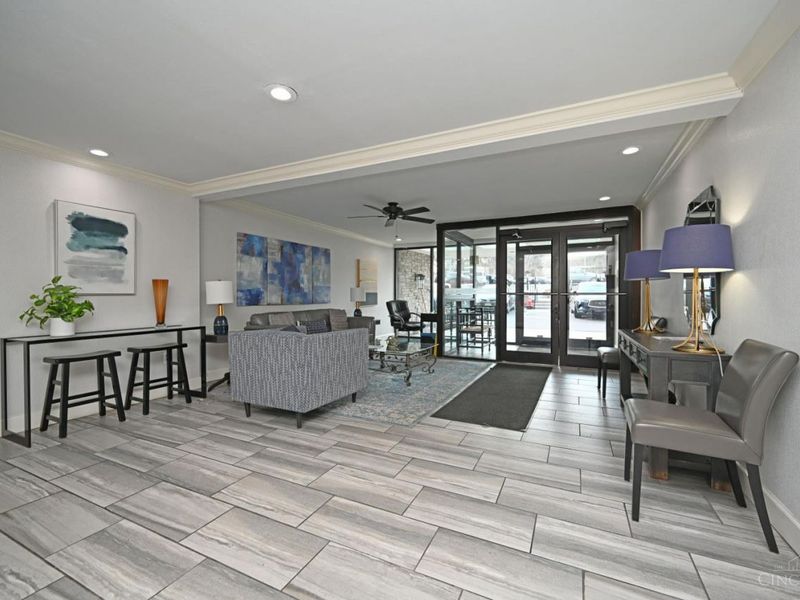 1815 Wm H Taft Road, Unit 607, Cincinnati, OH 45206 Photo 4