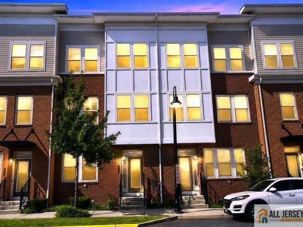 310 South Drive, North Brunswick, NJ 08902