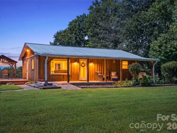 7693 S Mountain Institute Road, Nebo, NC 28761