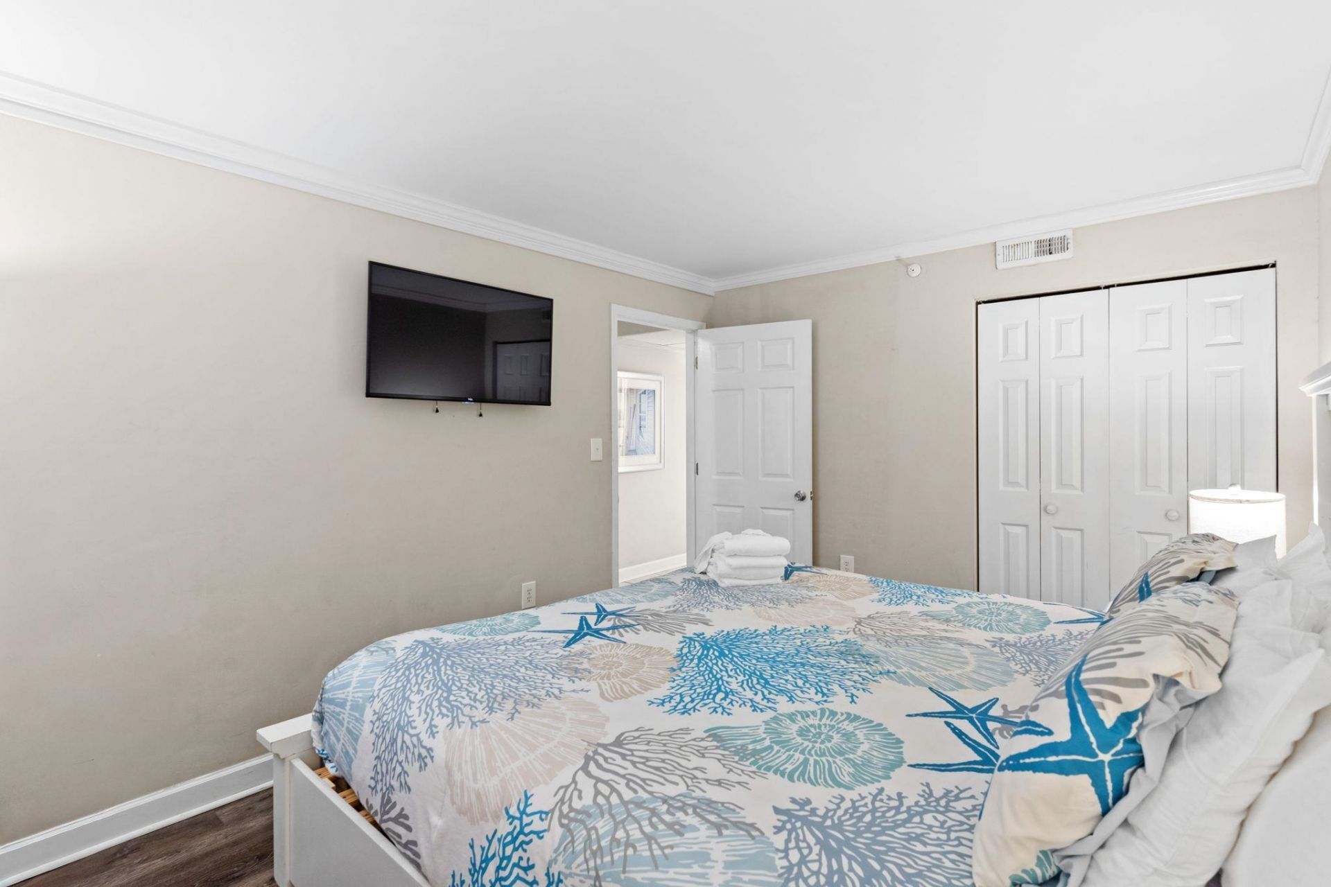 2310 N Ocean Blvd.  Photo 21