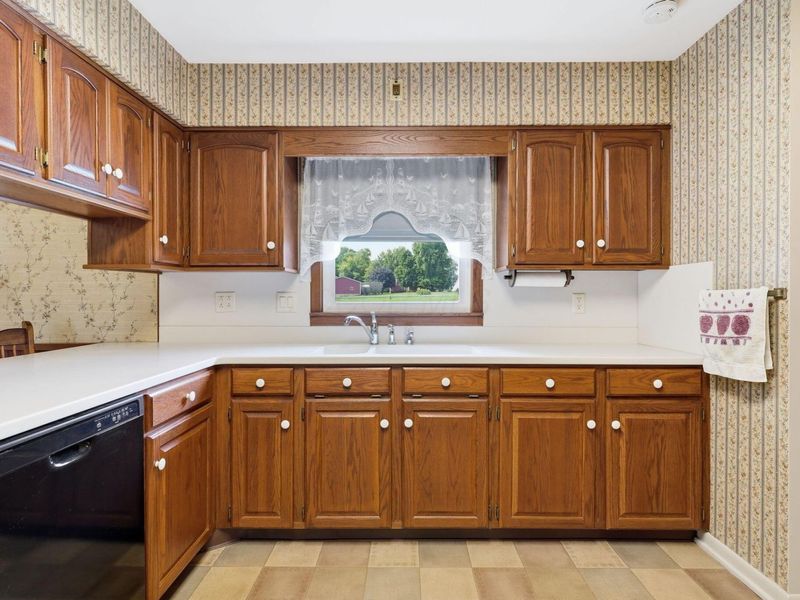1424 E State Route 18 , Tiffin, OH 44883 Photo 11