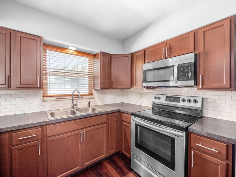 4200 Colby Avenue, Columbus, OH 43227 Photo 15