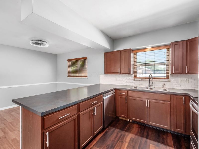 4200 Colby Avenue, Columbus, OH 43227 Photo 17