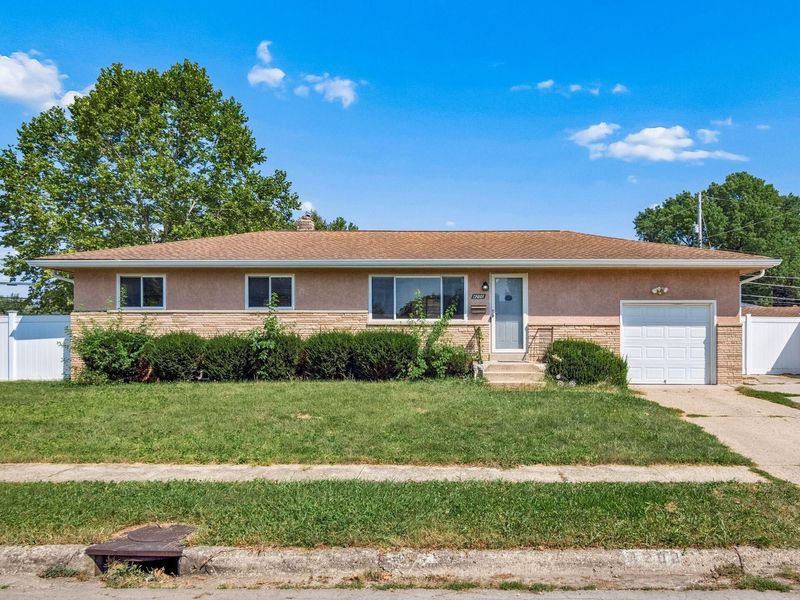 4200 Colby Avenue, Columbus, OH 43227 Photo 2