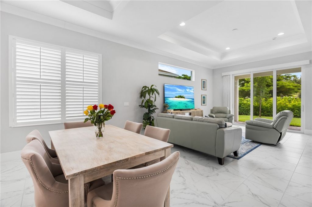 2173 Falls Manor, Vero Beach, FL 32967 Photo