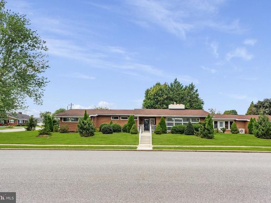 300 George Street, Hanover, PA 17331 Main Photo