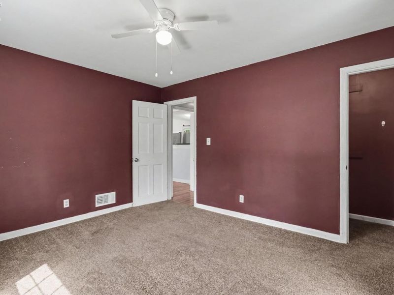 110 Shumaker Drive, Bellevue, OH 44811 Photo 14