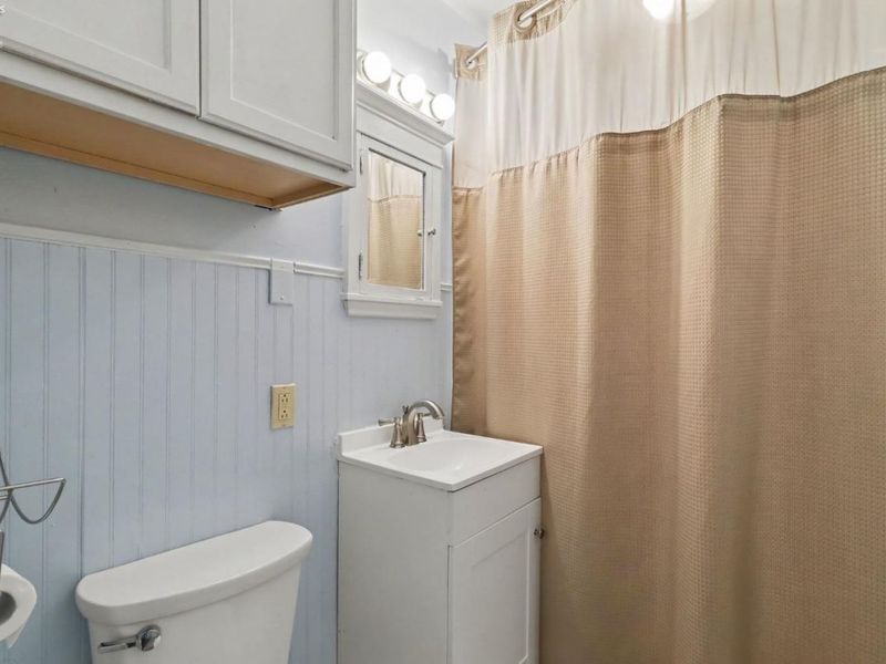 110 Shumaker Drive, Bellevue, OH 44811 Photo 19