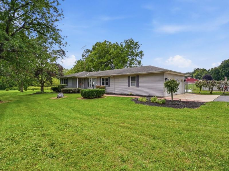 1424 E State Route 18, Tiffin, OH 44883 Photo 2