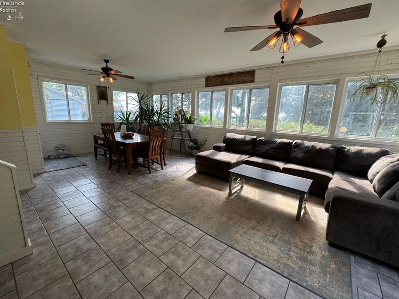 5685 Young Road, Bellevue, OH 44811 Photo 12