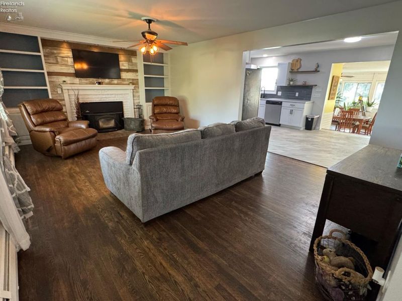 5685 Young Road, Bellevue, OH 44811 Photo 2
