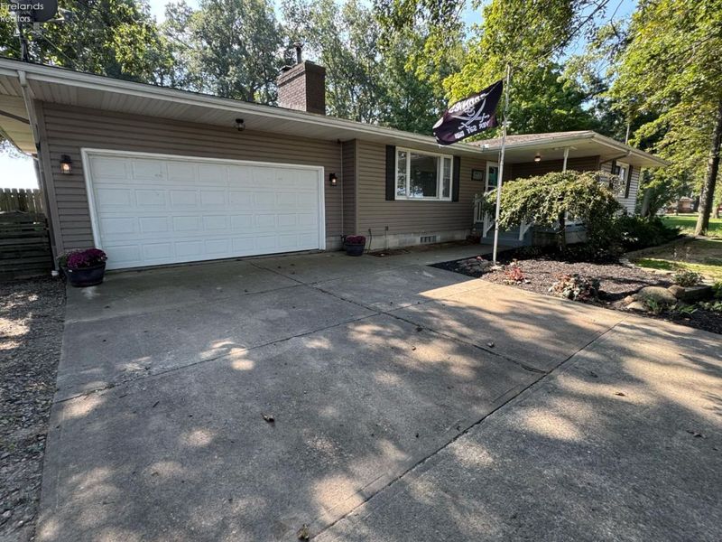 5685 Young Road, Bellevue, OH 44811 Photo 38