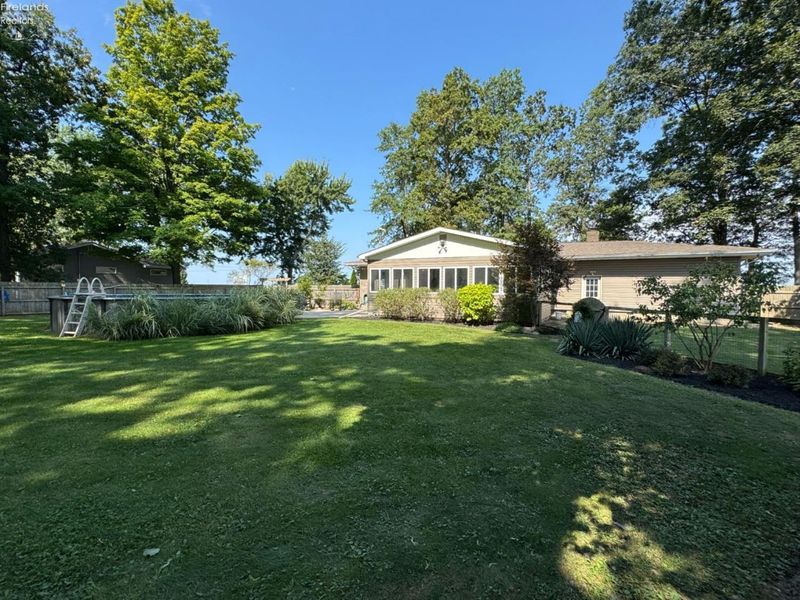 5685 Young Road, Bellevue, OH 44811 Photo 54