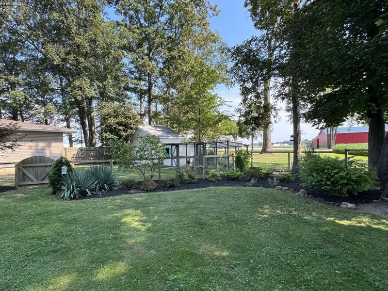 5685 Young Road, Bellevue, OH 44811 Photo 55
