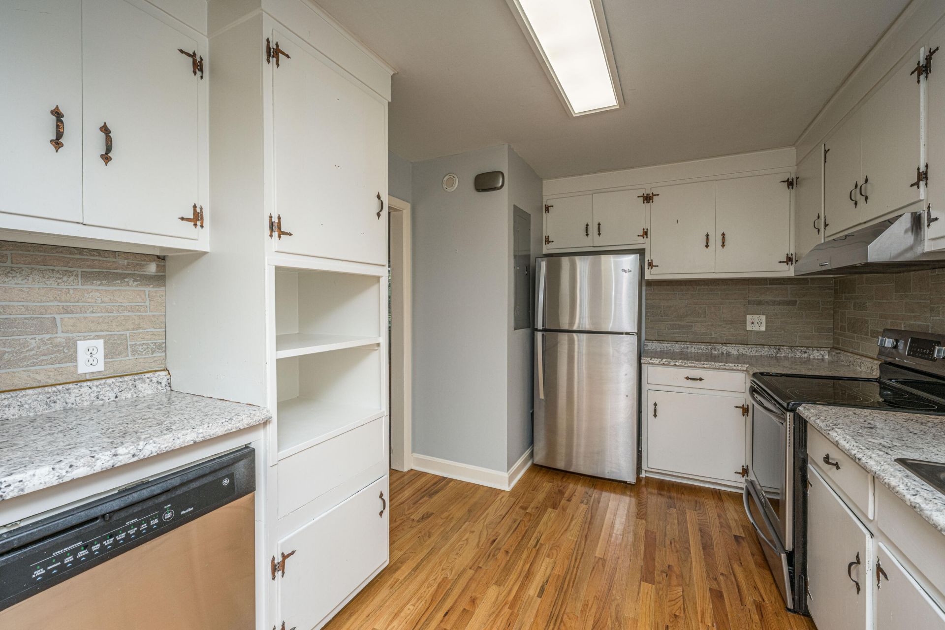 2645 Mona Avenue Photo 11
