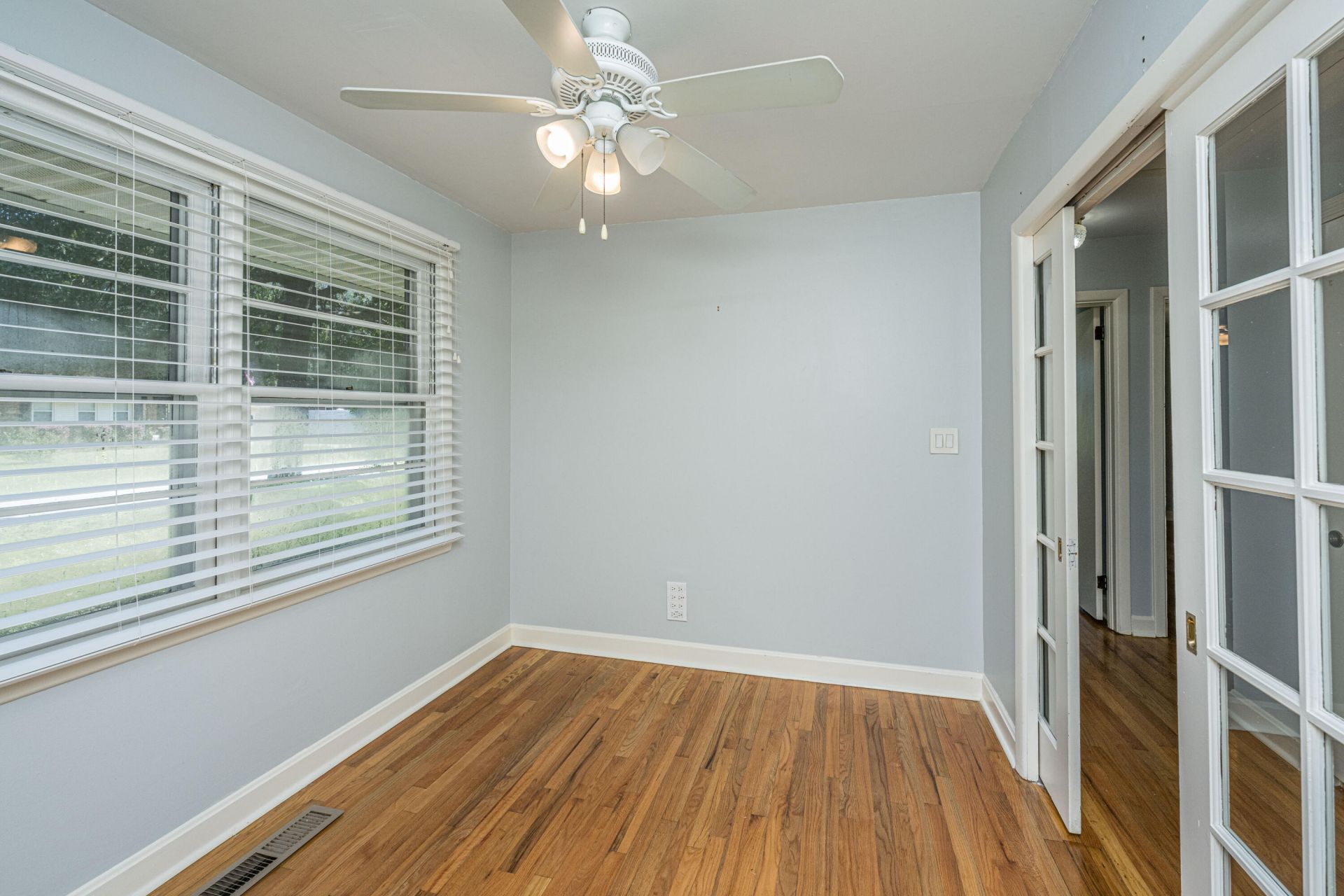 2645 Mona Avenue Photo 14