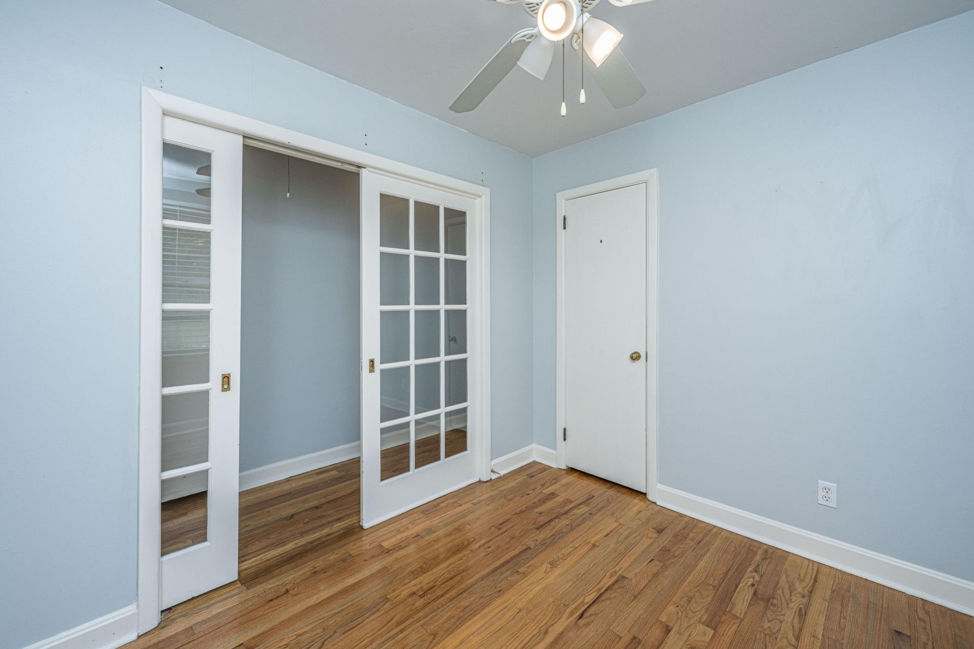 2645 Mona Avenue Photo 22