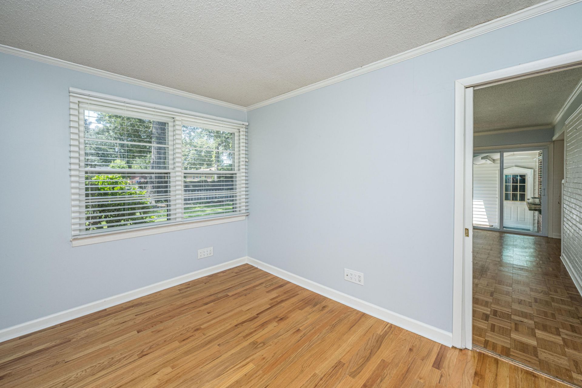 2645 Mona Avenue Photo 24