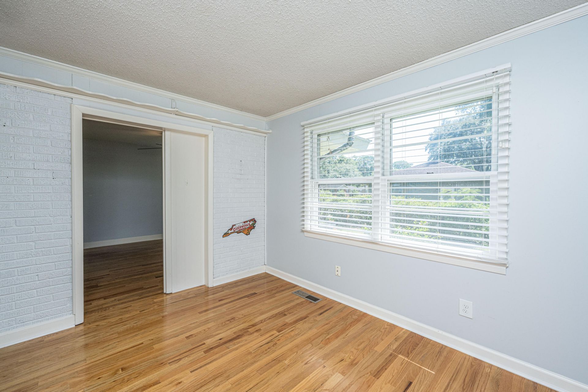 2645 Mona Avenue Photo 25