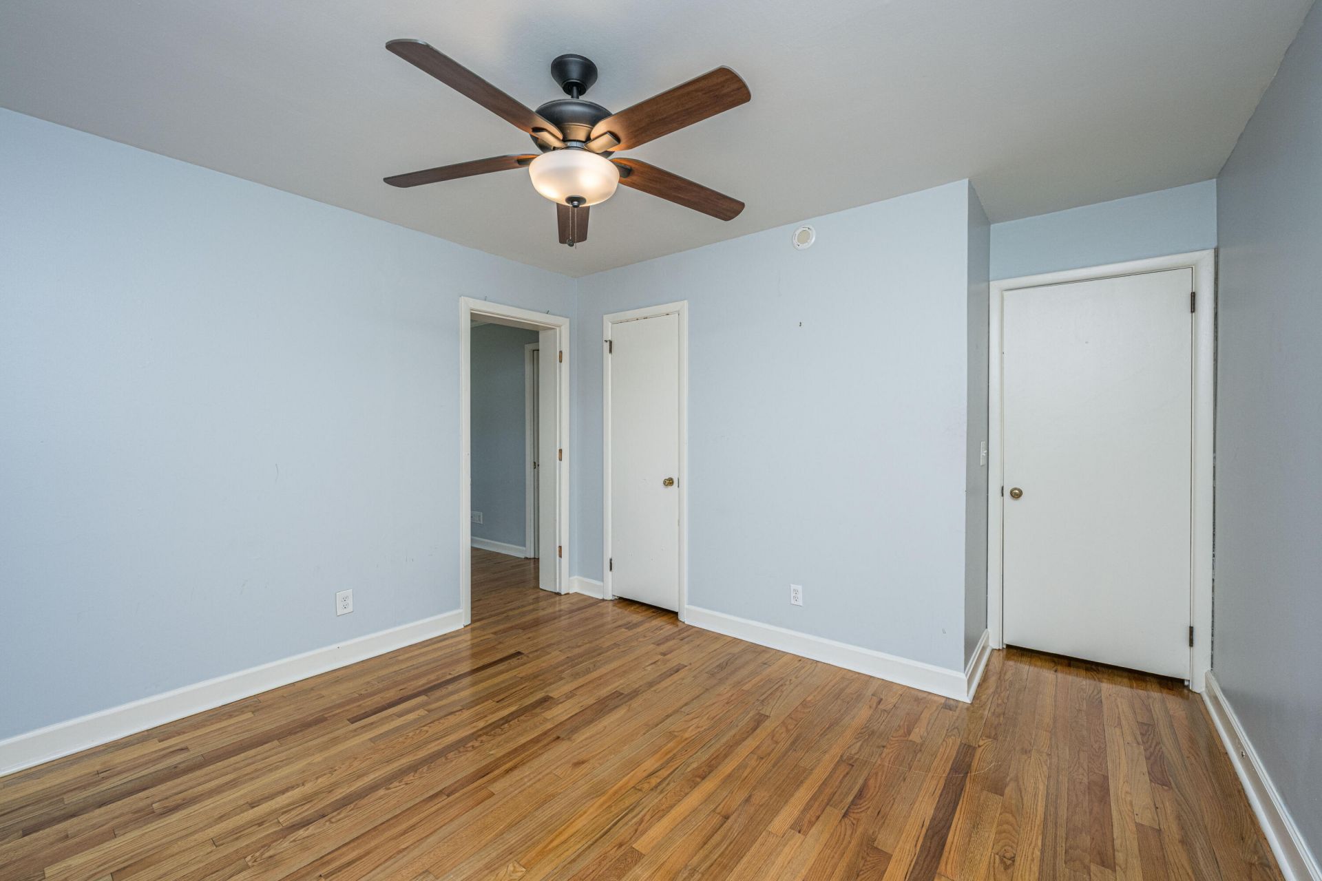 2645 Mona Avenue Photo 28
