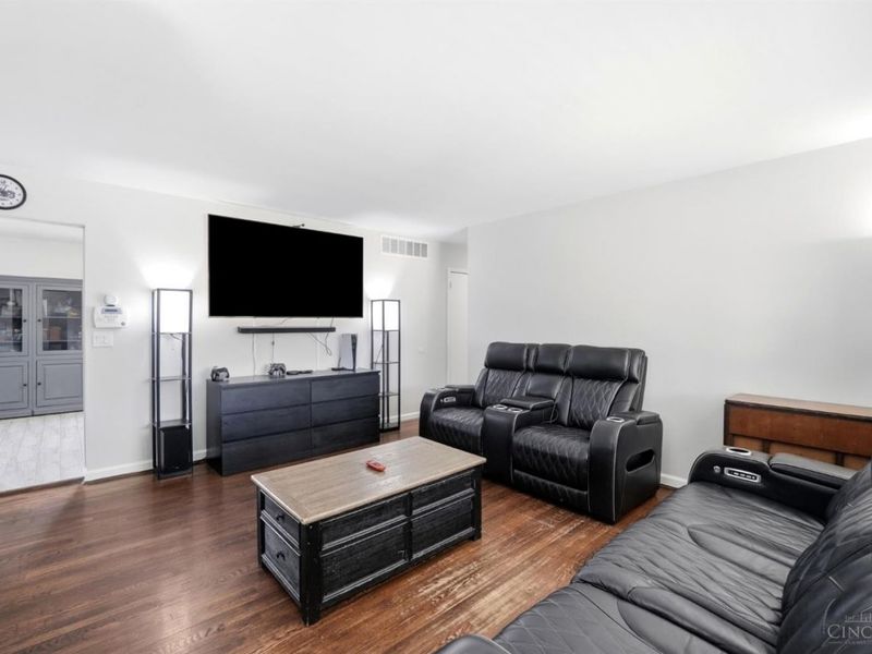 3386 Rodeo Ct., Cincinnati, OH 45211 Photo 11