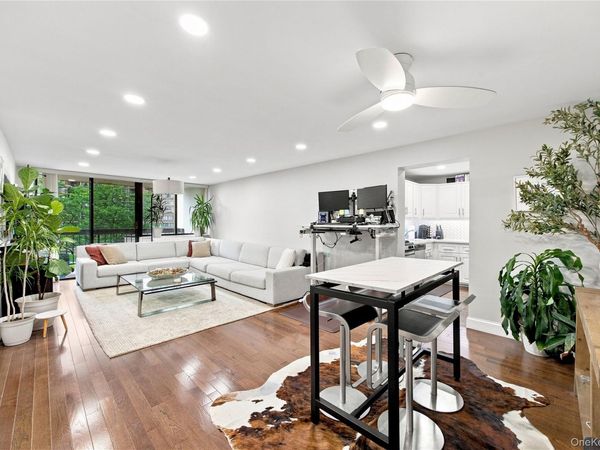 1 Bay Club Drive, Unit 3E, Bayside, NY 11360
