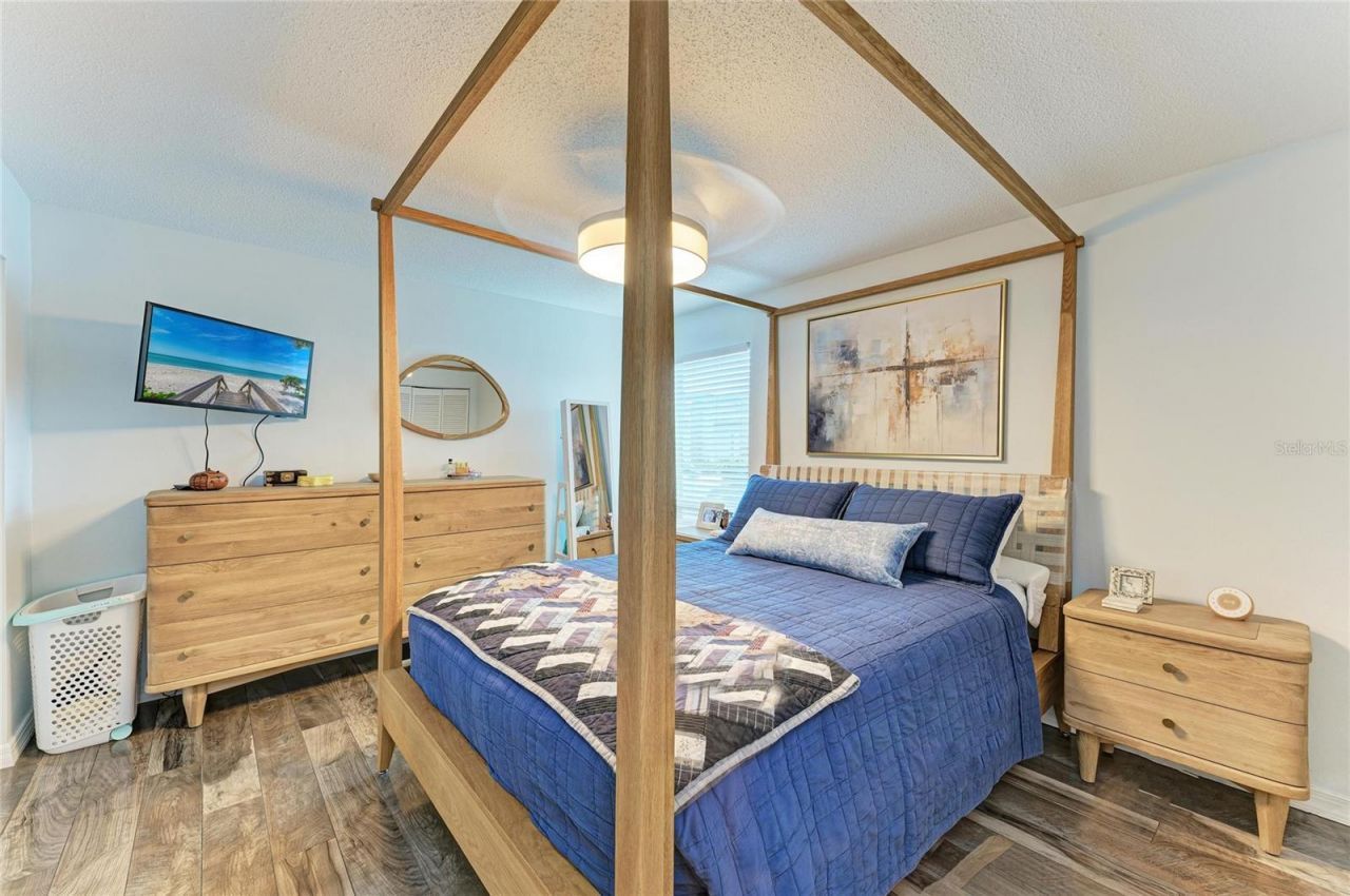 2121 Wood Street, Unit 113, Sarasota, FL 34237 Photo