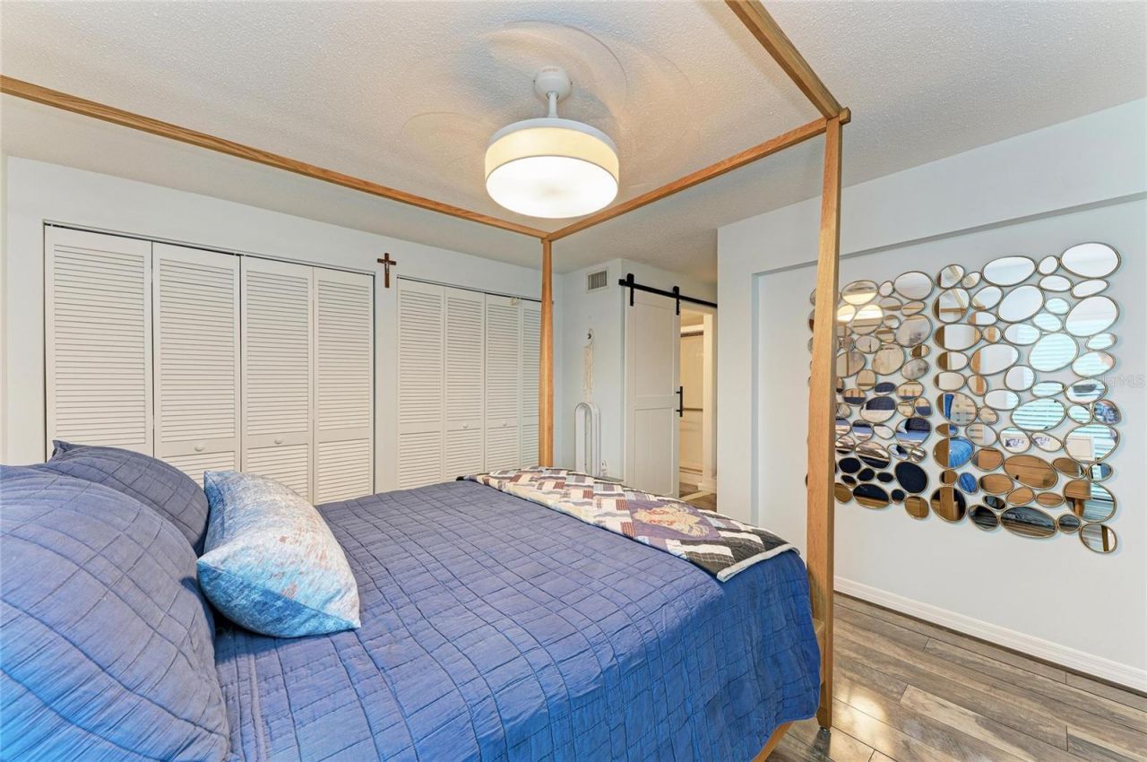 2121 Wood Street, Unit 113, Sarasota, FL 34237 Photo
