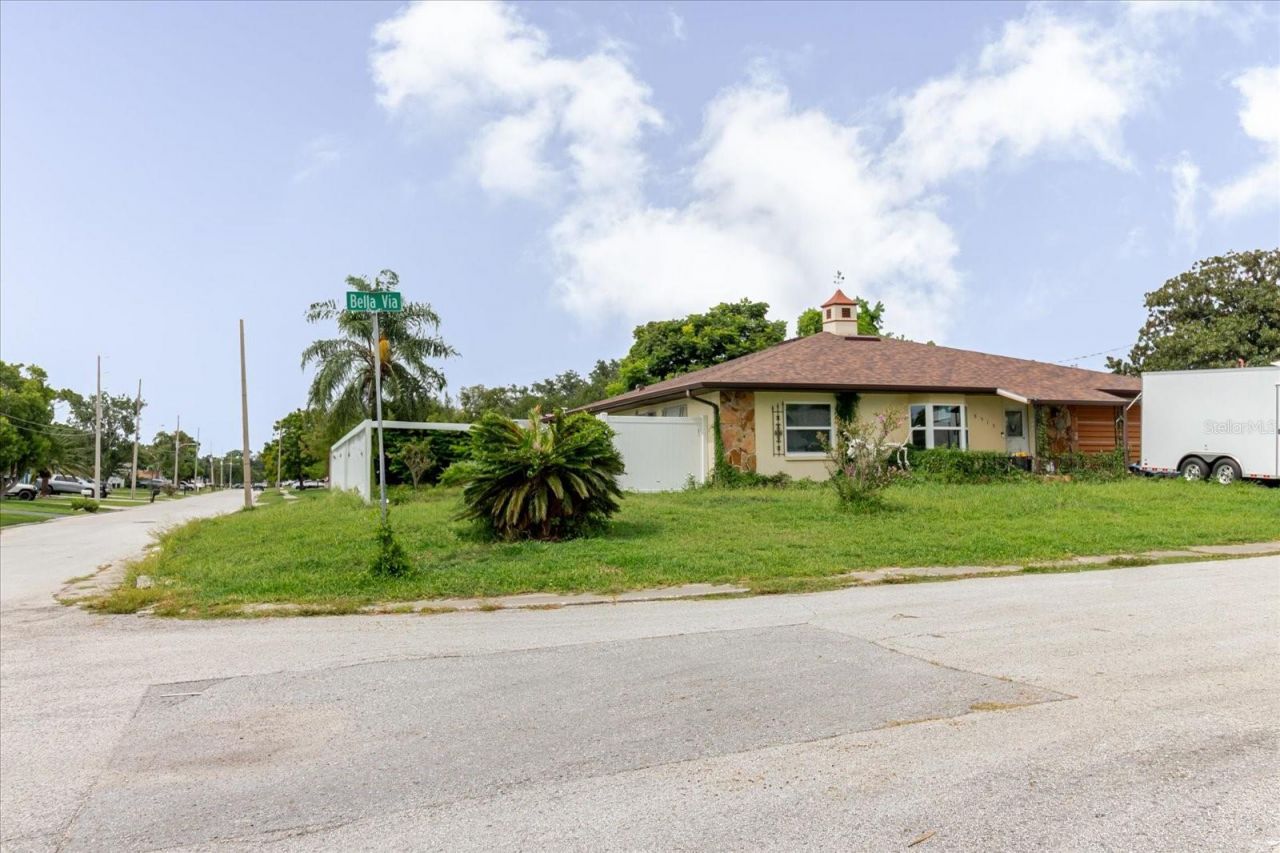 8513 Bella Viaduct, Hudson, FL 34667 Photo