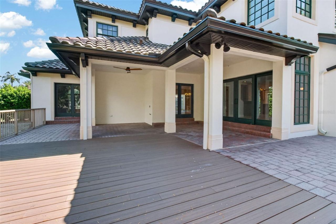 1100 Tortuga Circle Ne, Saint Petersburg, FL 33702 Photo