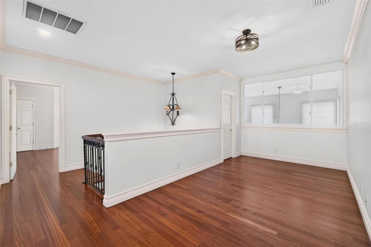 1100 Tortuga Circle Ne, Saint Petersburg, FL 33702 Photo