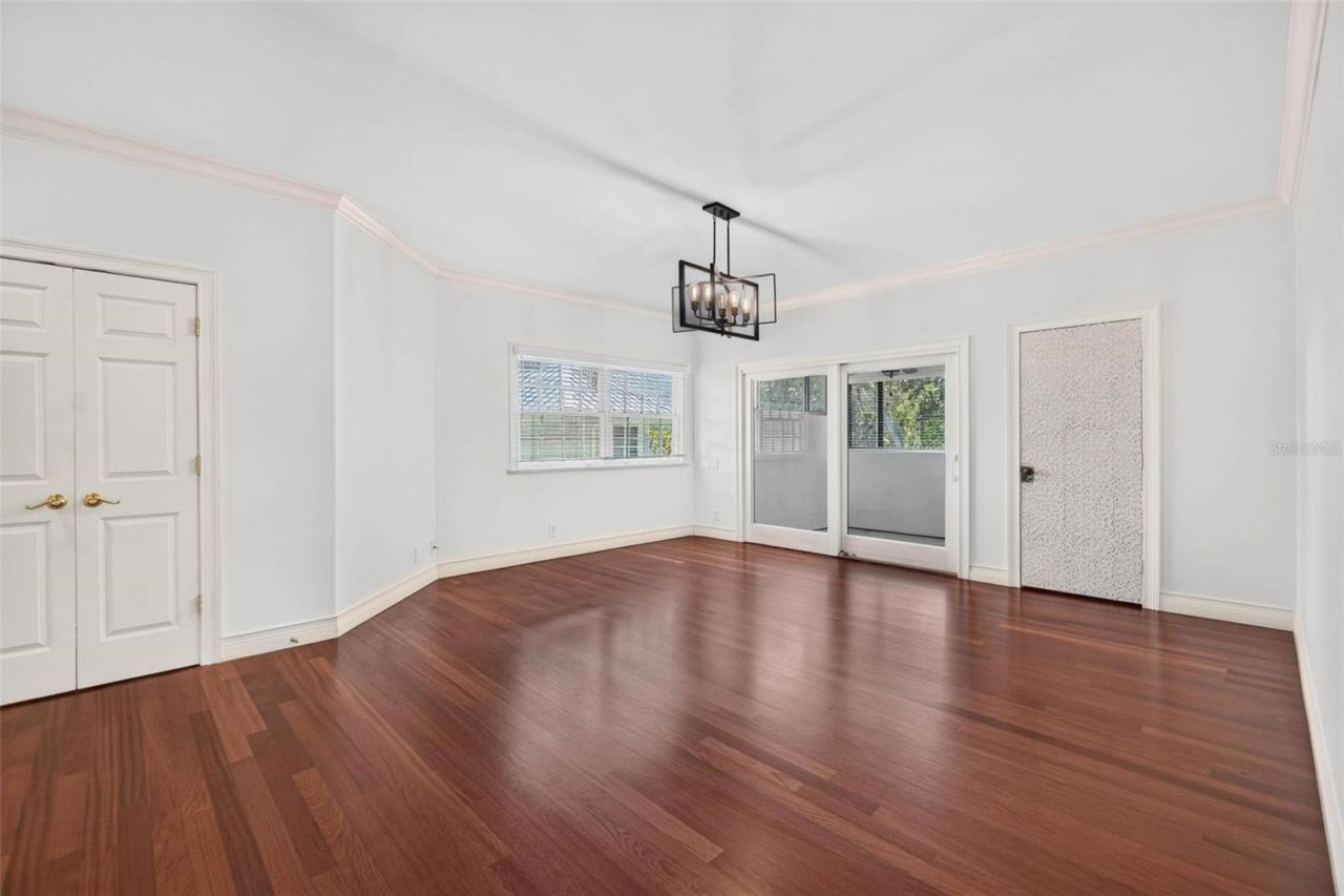 1100 Tortuga Circle Ne, Saint Petersburg, FL 33702 Photo