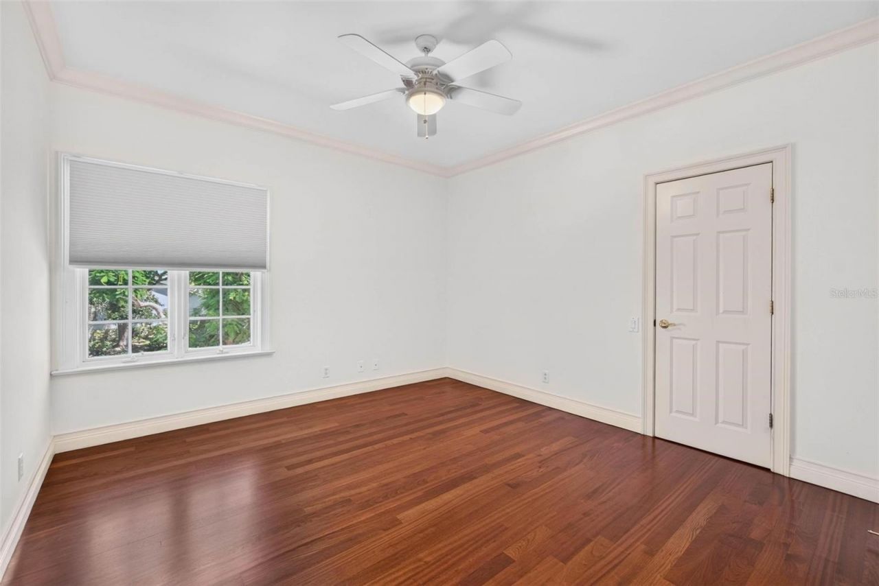 1100 Tortuga Circle Ne, Saint Petersburg, FL 33702 Photo