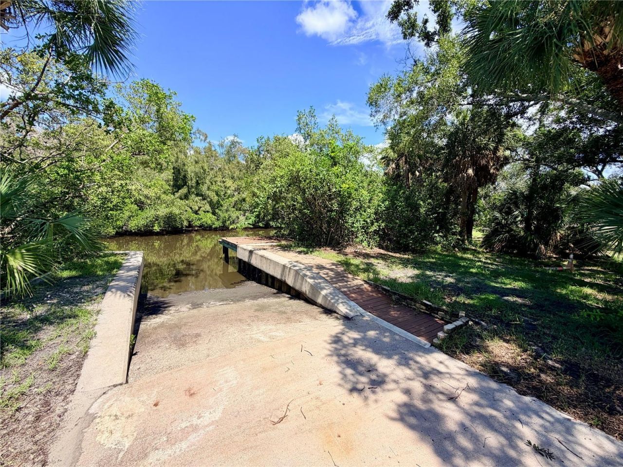 1100 Tortuga Circle Ne, Saint Petersburg, FL 33702 Photo