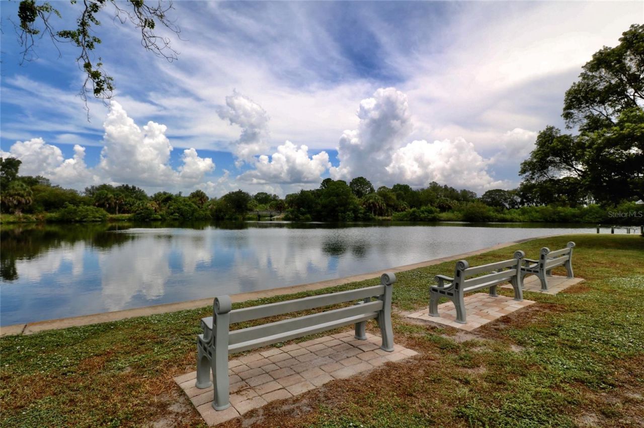 116 W Saint Johns Way , Apollo Beach, FL 33572 Photo