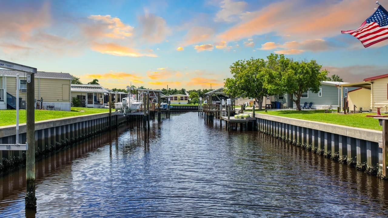 116 W Saint Johns Way , Apollo Beach, FL 33572 Photo