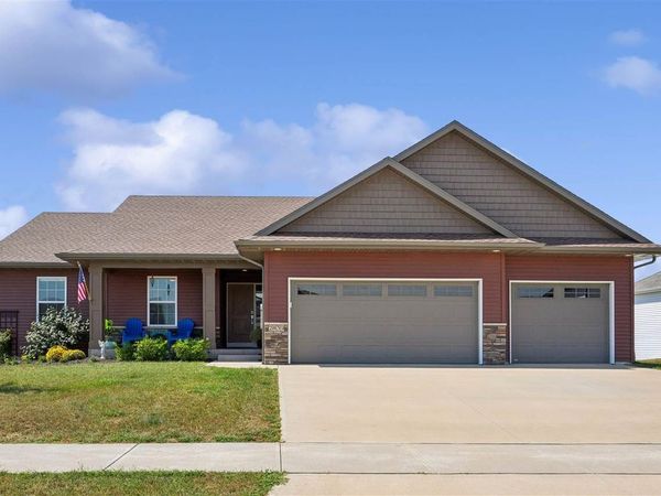 2839 Armstrong Dr., Iowa City, IA 52240