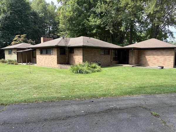 10399 Condit Road, Albion, MI 49224