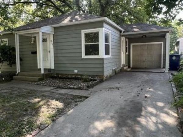 329 N Franklin Avenue, Ames, IA 50014