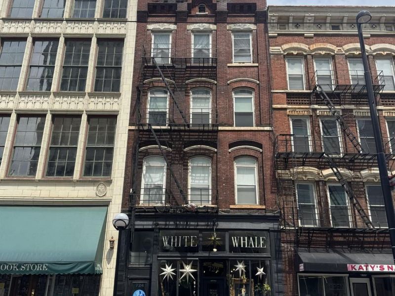 722 Main Street, Cincinnati, OH 45202 Photo 3