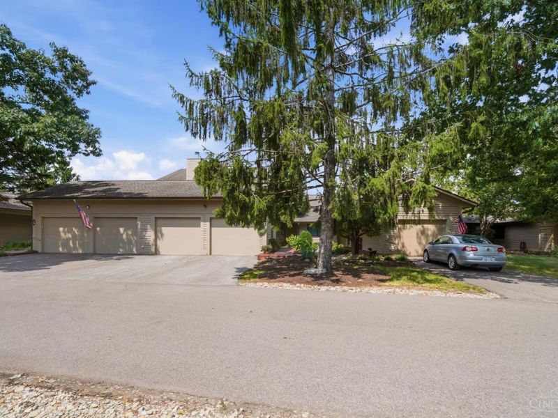 17 White Water Way, Milford, OH 45150 Photo 3