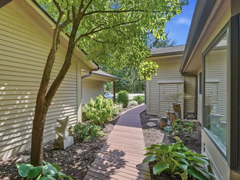 17 White Water Way, Milford, OH 45150 Photo 6