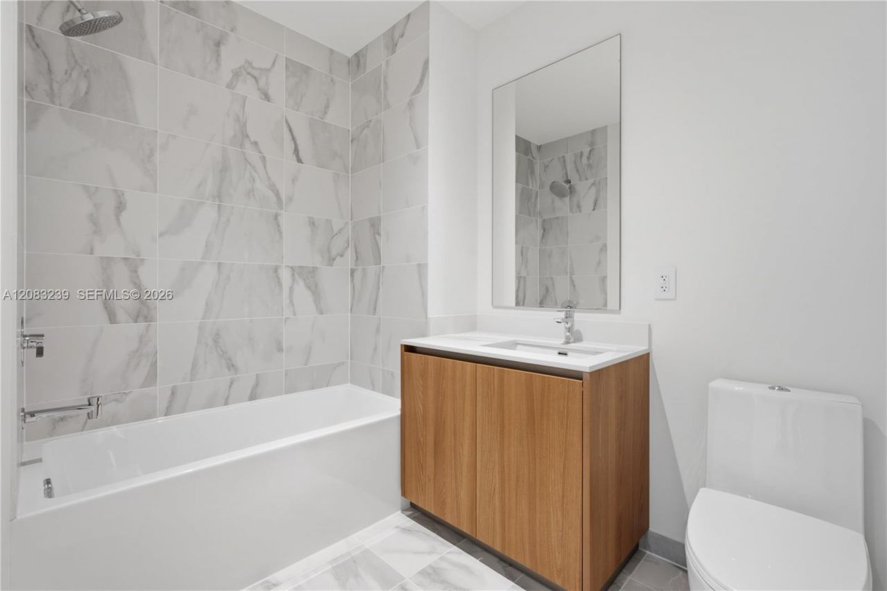1400 Biscayne Blvd , Unit 2104, Miami, FL 33132 Photo