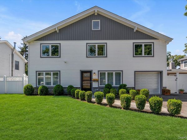 1726 Lehigh Road, Wantagh, NY 11793
